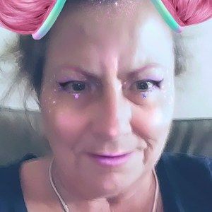 Meet your Posher, Pauline